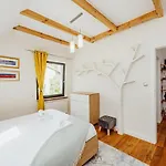 River House Jacuzzi Sauna Dom wakacyjny *