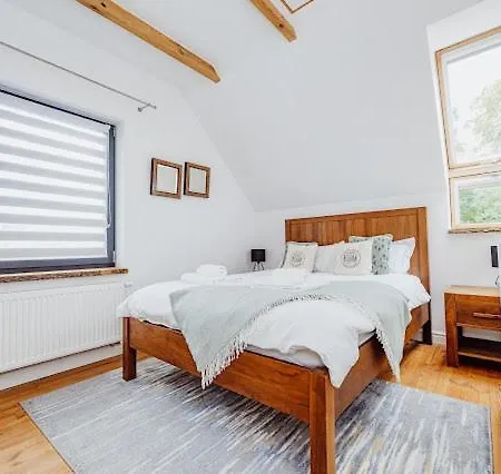 River House Jacuzzi Sauna