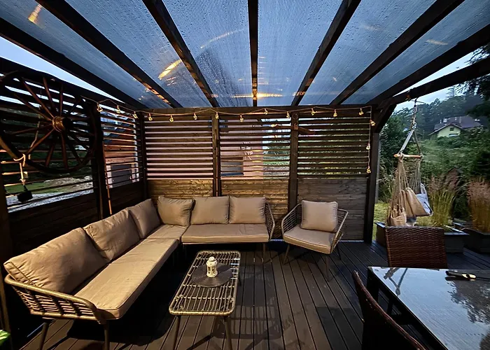 River House Jacuzzi Sauna Vakantiehuis *