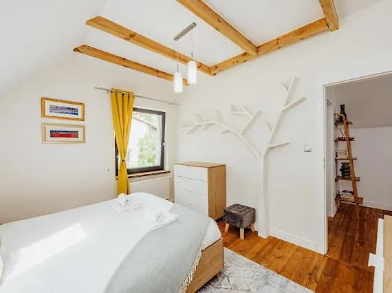 River House Jacuzzi Sauna Vakantiehuis *