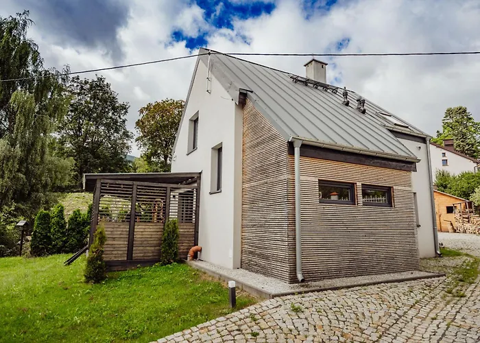 River House Jacuzzi Sauna *